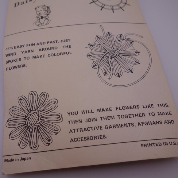 Vintage Susan Bates Daisy-Loom Fashions with Directions & Original Packaging - Picture 8 of 11